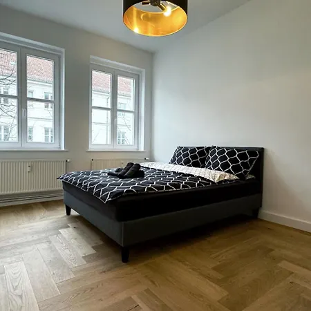 I Spacious 67sqm In Friedrichshain *