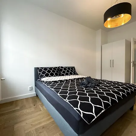 Lejlighed I Spacious 67sqm In Friedrichshain