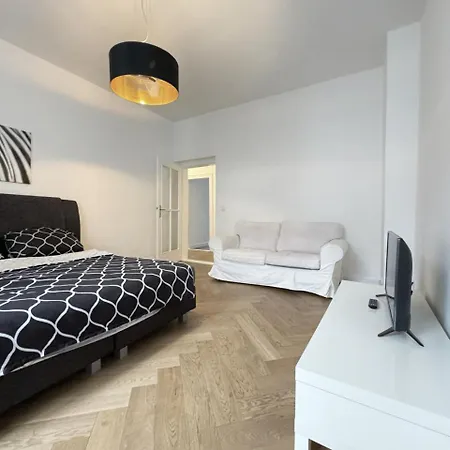 Lägenhet I Spacious 67sqm In Friedrichshain
