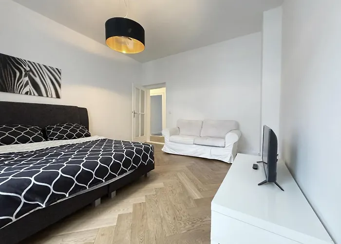 Lägenhet I Spacious 67sqm In Friedrichshain